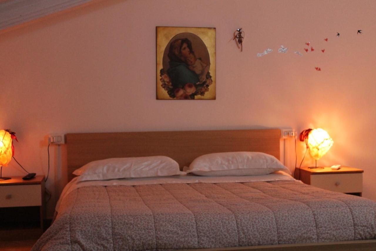 Mansarda Viti - Sguardo Su Frontone - Apartment ภายนอก รูปภาพ
