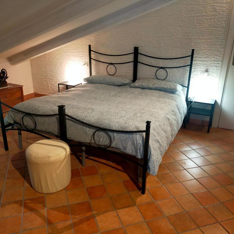Mansarda Viti - Sguardo Su Frontone - Apartment ภายนอก รูปภาพ