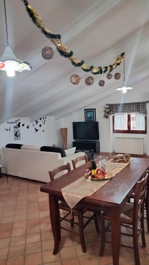 Mansarda Viti - Sguardo Su Frontone - Apartment ภายนอก รูปภาพ