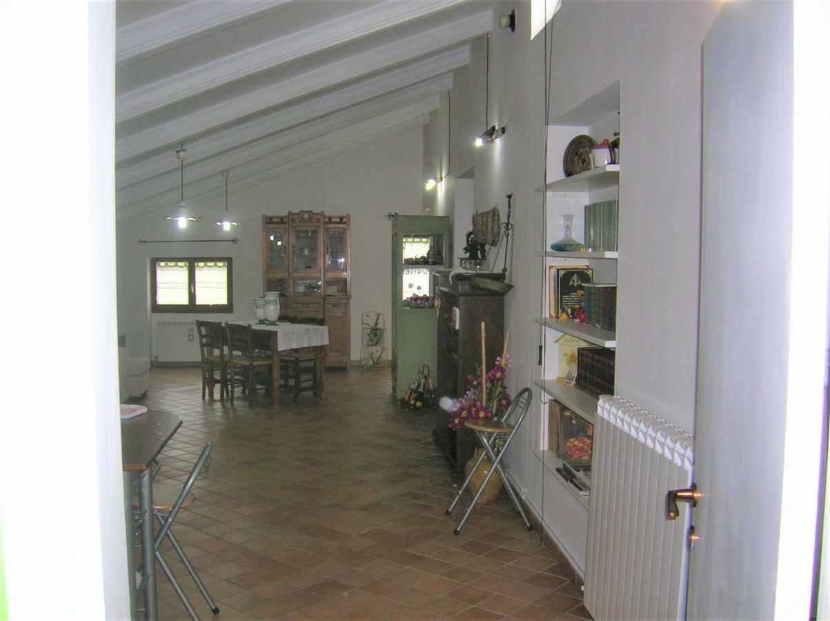 Mansarda Viti - Sguardo Su Frontone - Apartment ภายนอก รูปภาพ